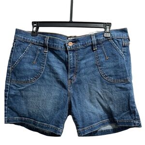 Levi’s 515 Short Shorts, size‎ 12